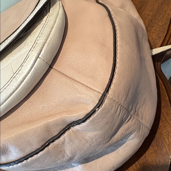 Coach  Kristin  shoulder/cross body bag pearlescent beige pink white snake skin - Picture 14 of 17